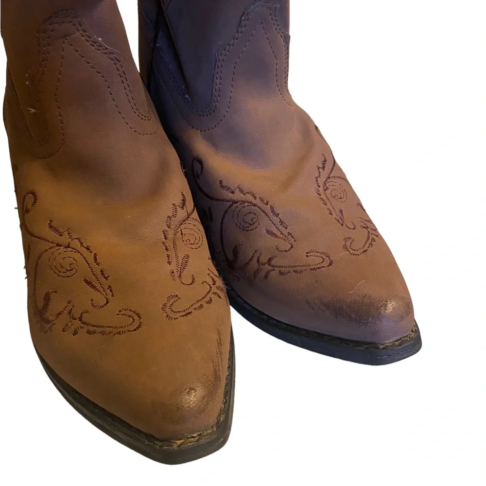 Shyanne Girl's Floral Embroidered Cowgirl Boots Sz 5 Brown Western Midcalf Boot